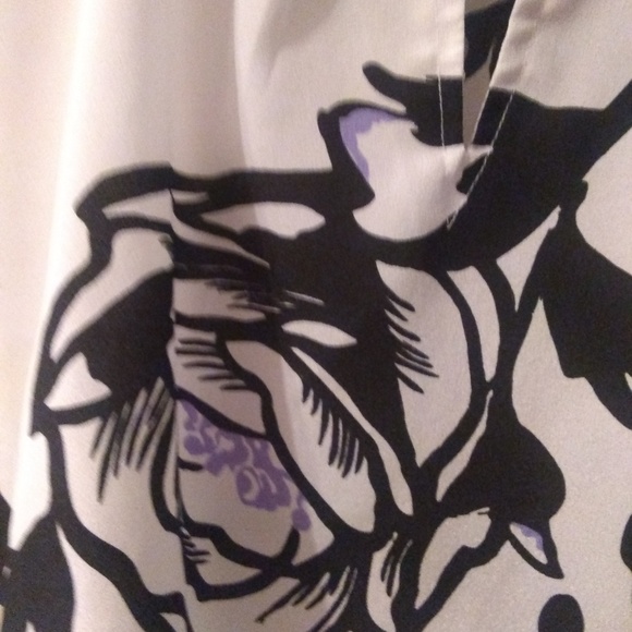 Flower Top - Picture 2 of 3